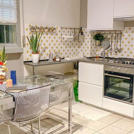 A Casa Di Gin Milano Villa Esterno foto
